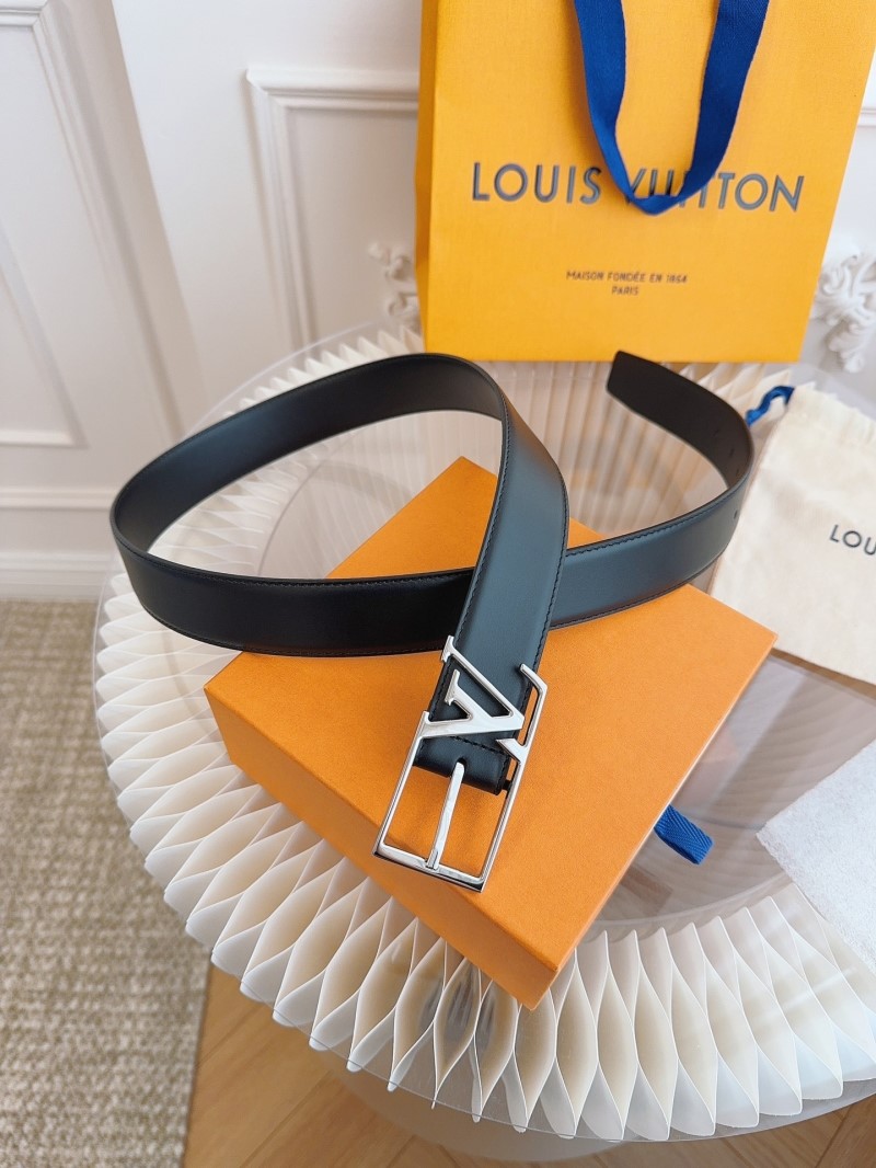 l0vis Vvtt0n belts
